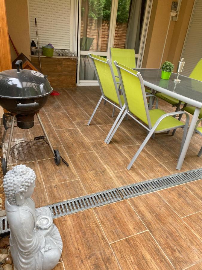 Zen Apartman Sunshine ซามาร์ดี ภายนอก รูปภาพ